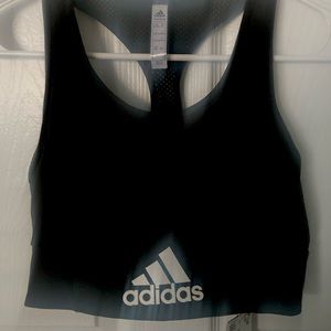 New Adidas black women sport bra in Medium size